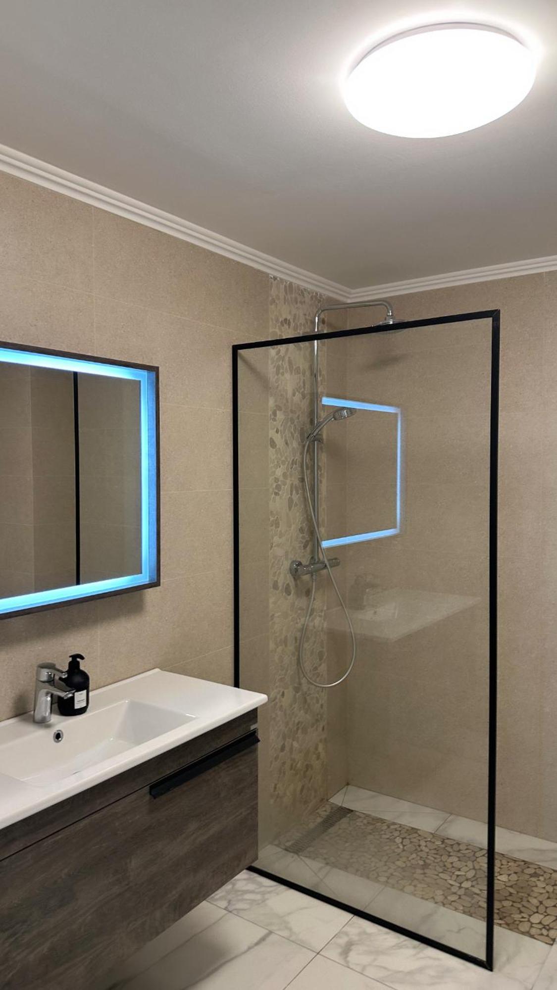 Free Parking Skanderbeg Square - Spacious Central Apartment Tiranë Eksteriør bilde